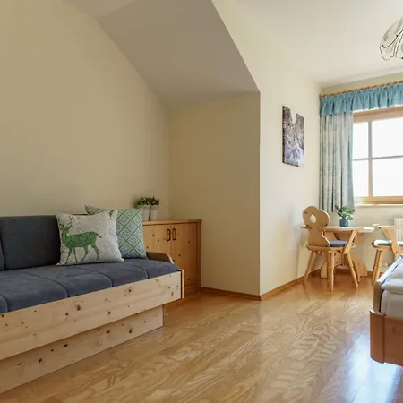 Apartment Landhaus Birgbichler - Apartments In Ramsau Am Dachstein - Inklusive Sommercard! Ramsau am Dachstein