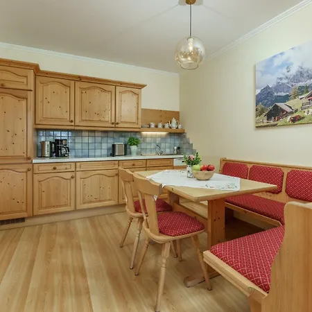 Apartment Landhaus Birgbichler - Apartments In Ramsau Am Dachstein - Inklusive Sommercard!