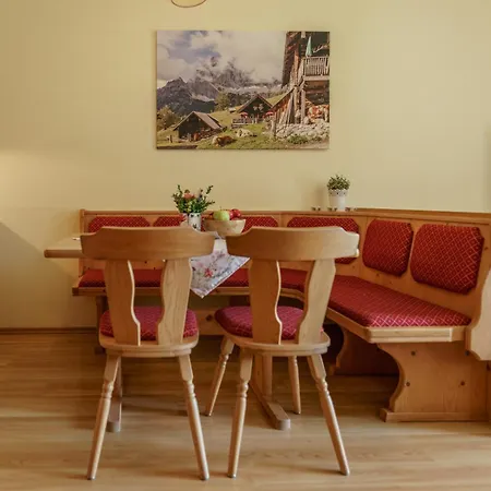 Apartment Landhaus Birgbichler - Apartments In Ramsau Am Dachstein - Inklusive Sommercard!