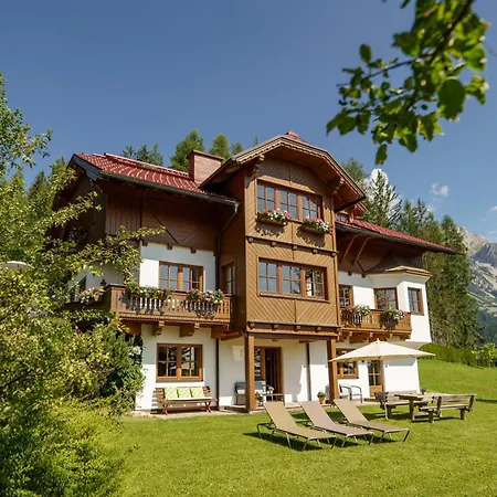 아파트 Landhaus Birgbichler - Apartments In Ramsau Am Dachstein - Inklusive Sommercard! 람자우 암 다흐스타인