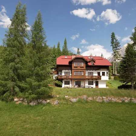 Apartment Landhaus Birgbichler - Apartments In Ramsau Am Dachstein - Inklusive Sommercard!