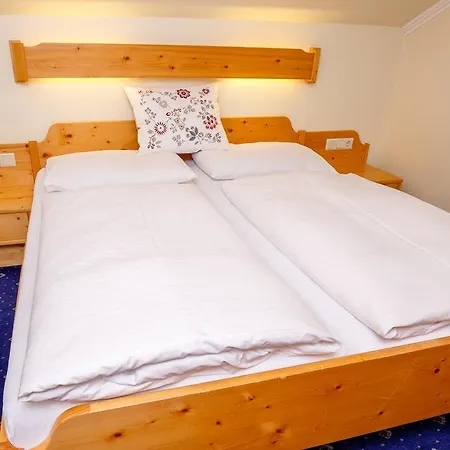 Apartment Landhaus Birgbichler - Apartments In Ramsau Am Dachstein - Inklusive Sommercard! *