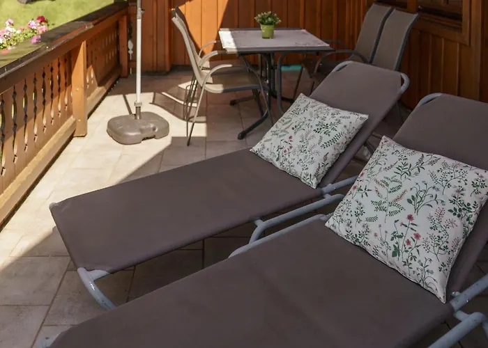 Landhaus Birgbichler - Apartments In Ramsau Am Dachstein - Inklusive Sommercard!