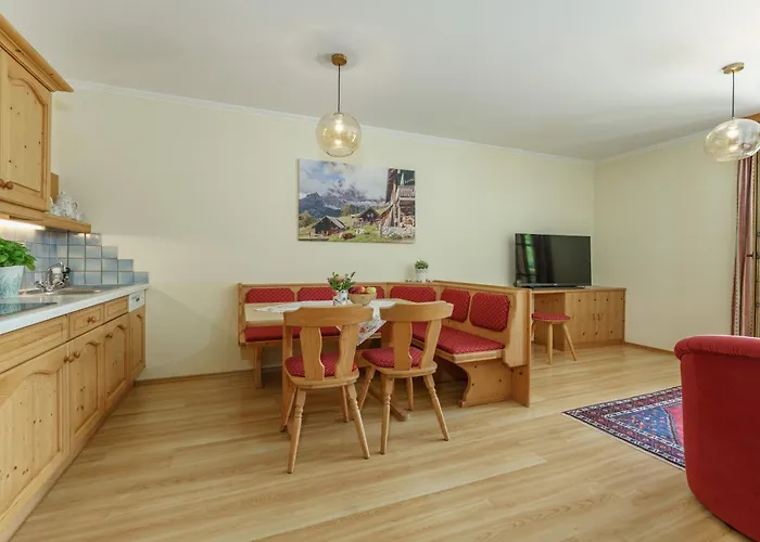 Landhaus Birgbichler - Apartments In Ramsau Am Dachstein - Inklusive Sommercard! 람자우 암 다흐스타인
